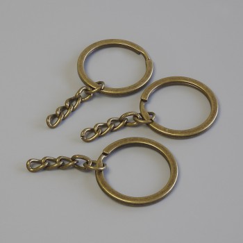Preis pro Packung / 10 Stück. Basis für Schlüsselanhänger-Ring, Durchmesser ca. 28 mm, Länge ca. 5 cm