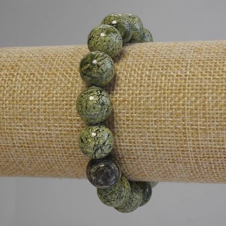 Serpentin-Armband, natürlicher Stein, glatte Kugeln Ø15 mm, Länge ca. 18 cm, elastisch