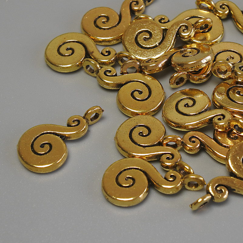 Schmuckzubehör – Anhänger in Goldfarbe, Maße 17 × 10 × 2 mm ± Lochdurchmesser 2 mm ± Verpackung 20 g (ca. 17 Stück)