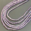Perlen aus tschechischem Kristall violett mit Benzin-Beschichtung, auf der Schnur, facettierte Würfel, Durchmesser 4×4 mm (+/-), Länge 38 cm (+)