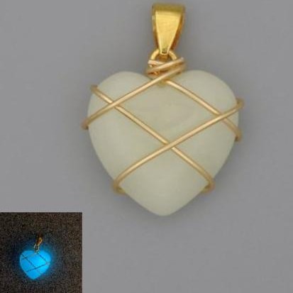 Anhänger Herz im Geflecht Onyx blaues Leuchten 21×21 mm ±, Ø 30 mm+