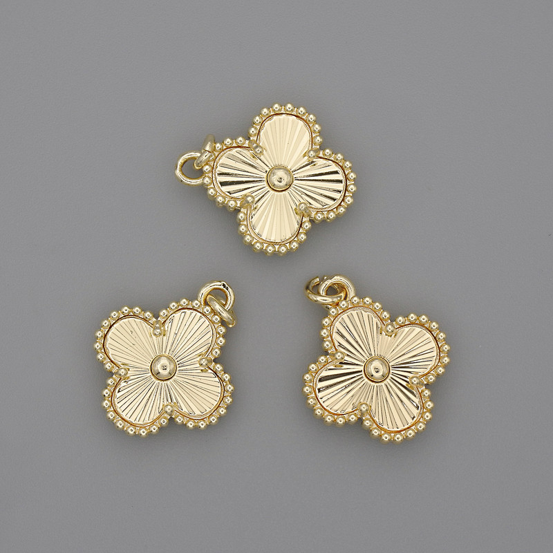 Anhänger Kleeblatt 14×14 mm, Länge ca. 17 mm, goldfarbenes Metall