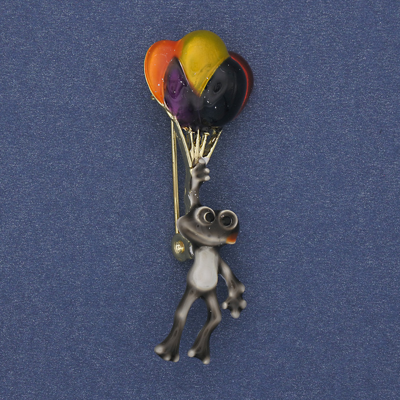 Brosche-Anhänger Frosch mit Luftballons, Emaille, goldfarbenes Metall, 48 × 17 mm +