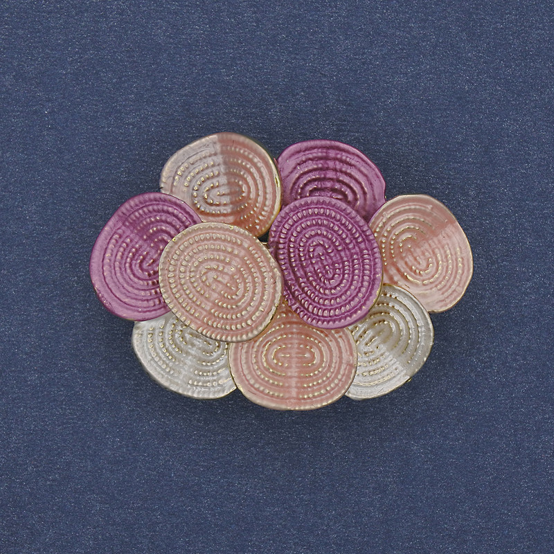 Anhänger-Brosche Akzent, 36 × 26 mm ±, farbige Emaille, goldfarbenes Metall