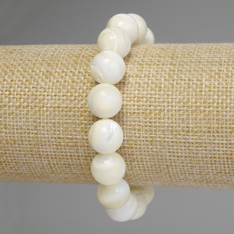 Armband aus Perlmutt, glatte Kugeln, Durchmesser ca. 12 mm, Länge 18 cm, Elastikarmband