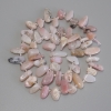 Rosenopal-Krümchen-Perlen, Schmetterlingsform, Durchmesser 10–15 × 6–7 mm, 5 mm±, Seed-Beads 3 mm±, Länge 39 cm±, auf der Schnur