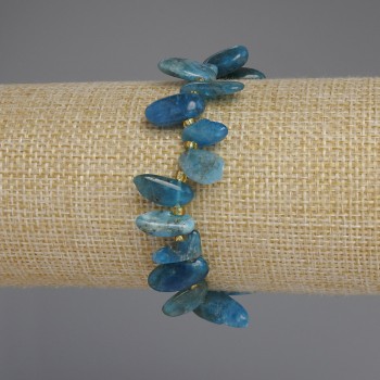 Armband aus Apatit, facettierte Perlen in Schmetterlingsform, Durchmesser ca. 11–16 × 6–8 mm, Seed-Beads ca. 3 mm, Länge ca. 18 cm, Stretcharmband