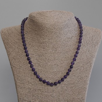 Amethyst-Halskette aus glatten Kugeln, Durchmesser 6 mm ±, Länge 50 mm ±, mit Verschluss