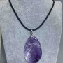 Amethyst-Anhänger auf Gummikordel, 40×55 mm (±), Länge 60 cm + 5 cm Verlängerungskette