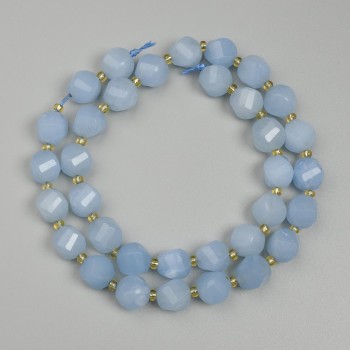 Aquamarin facettierte Rhombus-Perlen, Durchmesser 10 × 9 mm ±, Seed-Beads 3 mm ±, auf der Schnur, Länge ca. 39 cm+
