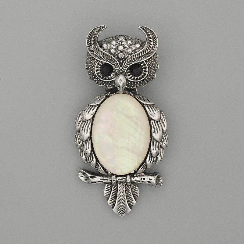 Brosche/Kettenanhänger Eule mit Perlmutt, 60 × 29 mm ±, schwarze Strasssteine, silberfarbenes Metall
