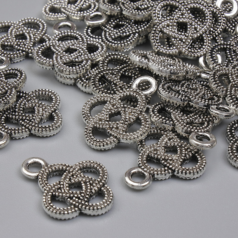 Anhänger Keltischer Knoten, Metallfarbe Silber, Durchmesser ca. 17 × 13 mm, Verpackung 20 g (~23 Stück)