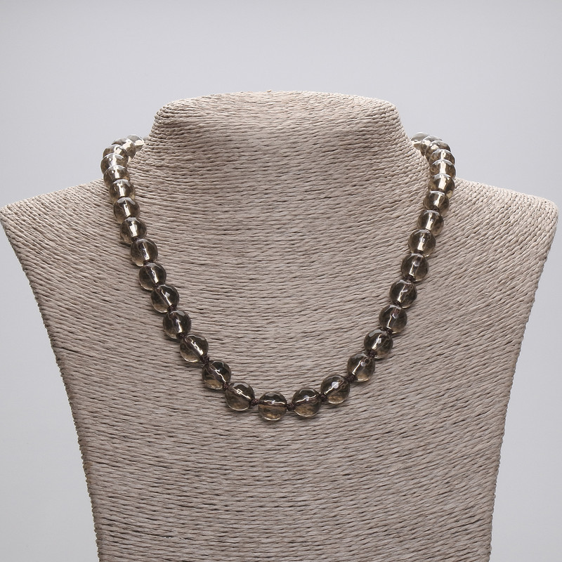 Kette aus Rauchtopas, facettierte Kugeln, Durchmesser ca. 9 mm, Länge ca. 45 cm, mit Verschluss