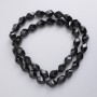 Perlen aus tschechischem Kristall auf Schnur, schwarz matt, facettierte Rhombus-Perlen, Durchmesser ca. 11 × 7,5 mm, Länge 44 cm +
