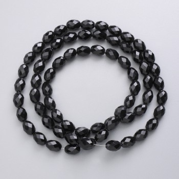 Perlen aus tschechischem Kristall auf Faden, schwarze matte facettierte Körnerperlen, Durchmesser 8×6 mm + -, Länge 56 cm +