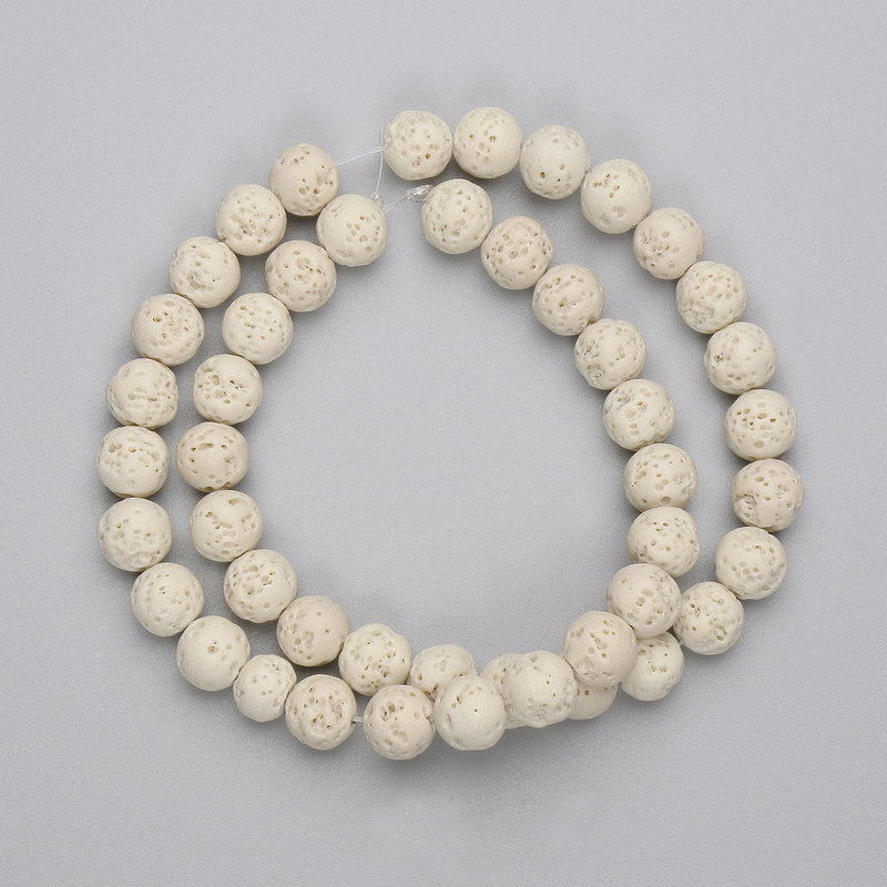 Beige Lava-Perlenkugeln, Durchmesser 8 mm ±, auf einer Schnur, Länge 38 cm+