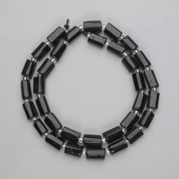 Facettierte Turmalin-Perlen, Durchmesser ca. 8–10 × 6 mm, 5–7 mm ±, auf Garn, Länge ca. 39 cm ±