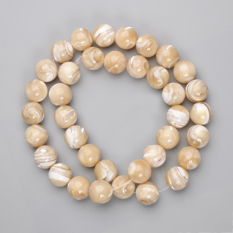 Beige-Perlmuttperlen, glatte Kugeln, Durchmesser 10,5 mm, Länge ca. 39 cm, auf Nylon-Schnur