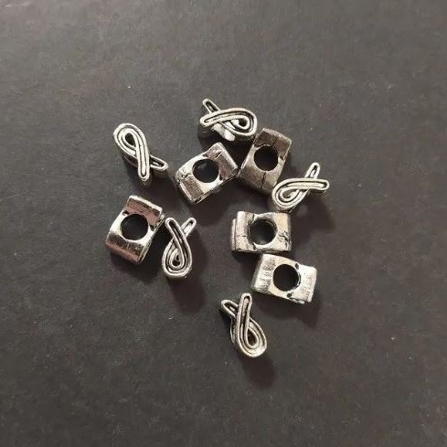 Zubehör – Pandora-Perle-Einsatz 6×7×11 mm, silberfarben, Verpackung 20 g ± 10 Stück