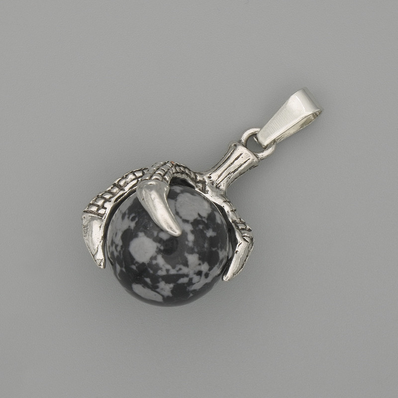 Anhänger aus Schneeflocken-Obsidian in Form einer Pfote mit Kugel 18×37 mm ± silberfarbenem Metall