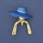 Brosche „Mädchen mit blauem Hut“ aus goldfarbenem Metall 34×30 mm+