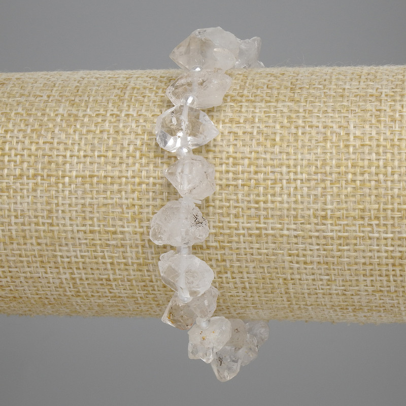 Armband aus Bergkristall, unbehandeltes Natursteinmaterial, Durchmesser 9–14×8–9 mm ±, Rocailles 3 mm ±, Länge 18 cm ±, Stretch-Armband