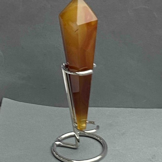 Souvenir-Bleistift konisch aus natürlichem Achat mit Geoden, 148 × 36 mm ± Gewicht 175 g, mit Ständer