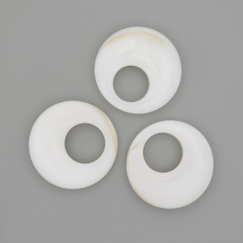 Anhänger Donut (Bagel) aus Perlmutt, Durchmesser 20×4 mm, Lochdurchmesser 8 mm ±