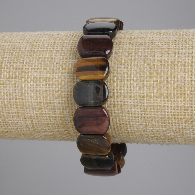 Armband aus Tigerauge, Büffaugen und Falkenauge, facettierte Glieder, Durchmesser ca. 15×10–11 mm, Länge ca. 18 cm, Stretcharmband