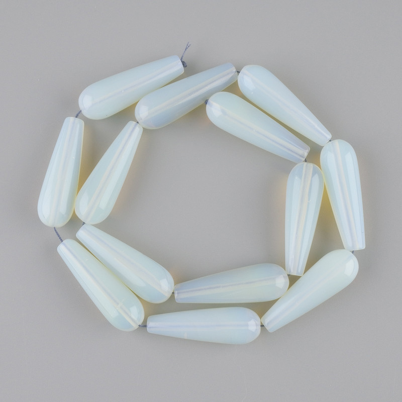 Perlen Mondstein-Opalit Tropfenform, Durchmesser 31×10 mm ±, Länge ca. 40 cm ±, auf Faden