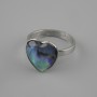 Ring aus Chalzedon in Herzform, 13×13 mm ±, silberfarbenes Metall