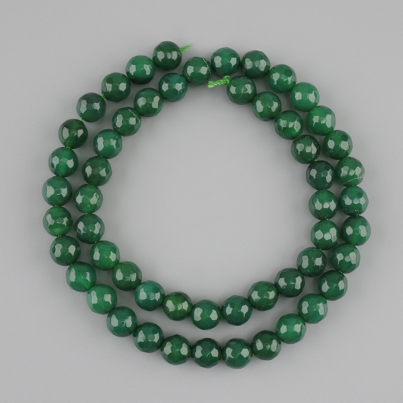 Chrysopras-Kugeln, facettiert, Durchmesser ca. 8 mm, Länge ca. 42 cm, auf einer Schnur