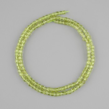 Chrysolit-Perlen, facettierte Würfel, Durchmesser ca. 3×3 mm, Länge ca. 39 cm