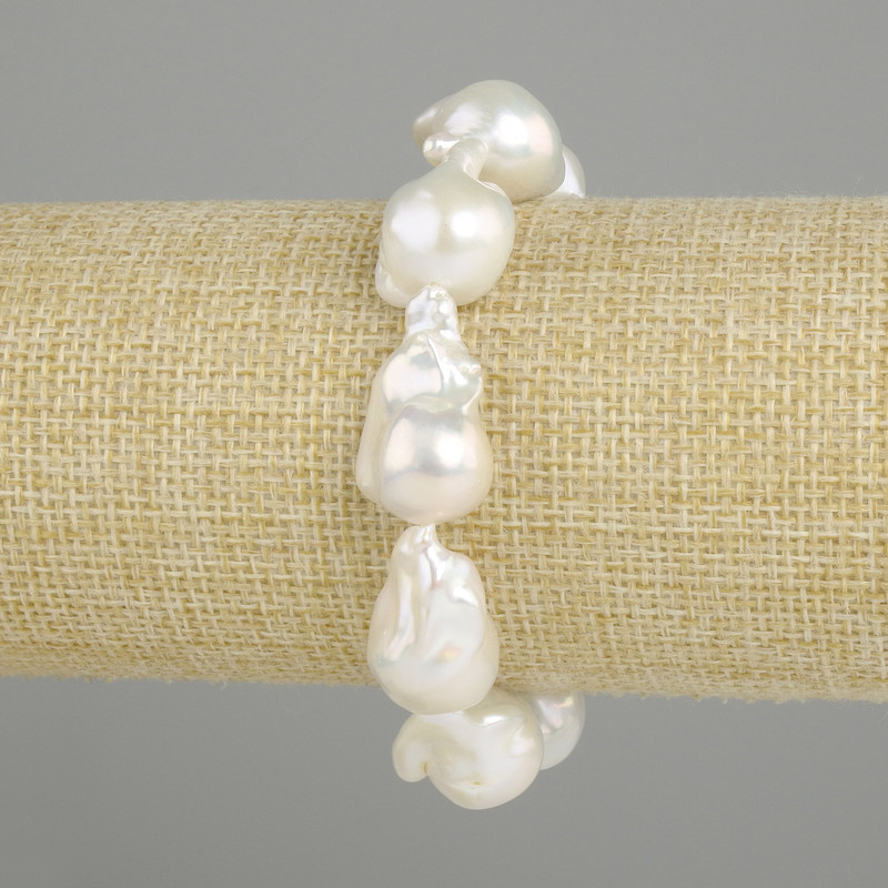 Armband aus Barockperlen, Durchmesser 20–23 × 13–17 mm, Länge ca. 18 cm, Stretcharmband