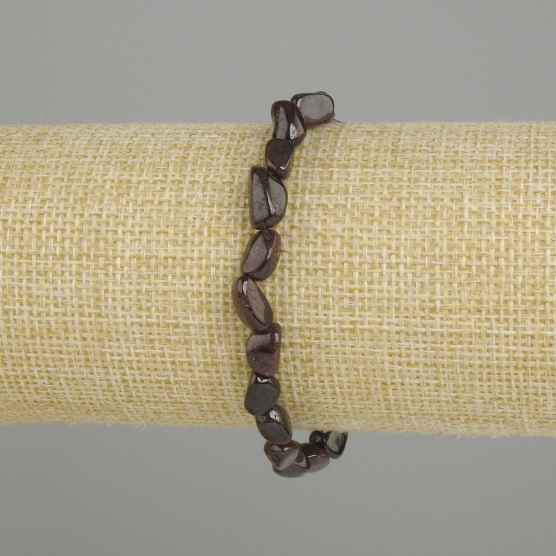Granatfacettierte Perlenarmband, Durchmesser ca. 7,5–12 × 5–6 mm, Länge ca. 18 cm, Stretch