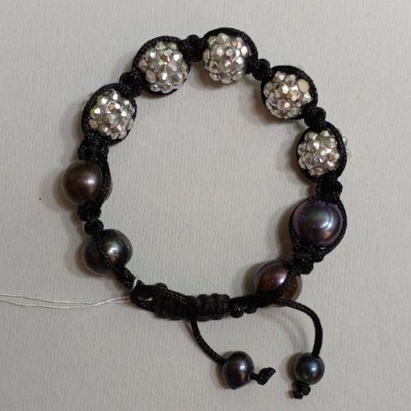 Armband mit Kordelzug