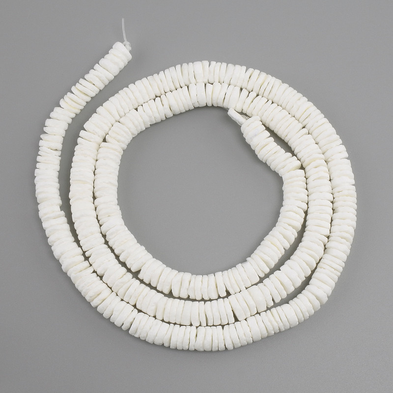 Unbearbeitete Perlen aus Skafarka-Muschel Rondell, Durchmesser 7×1,5–2 mm, Länge ca. 61 cm, auf Faden