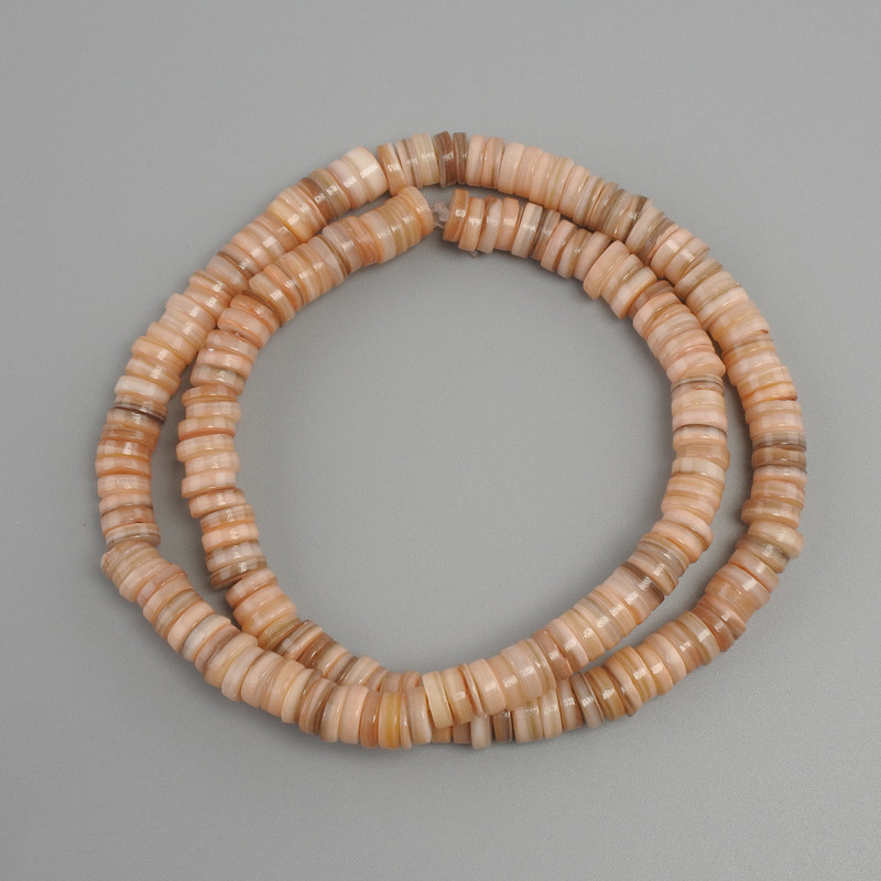 Perlen aus Skafarka-Muschel Rondell, Durchmesser ca. 6,5 mm, Dicke ca. 1,5–2 mm, Länge ca. 39 cm, auf Nylonschnur