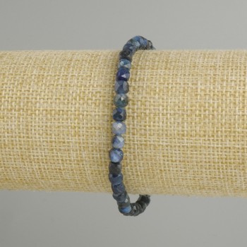 Armband aus facettiertem Kyanit, Würfel, Kantenlänge 5×5 mm, Länge ca. 18 cm, Stretch