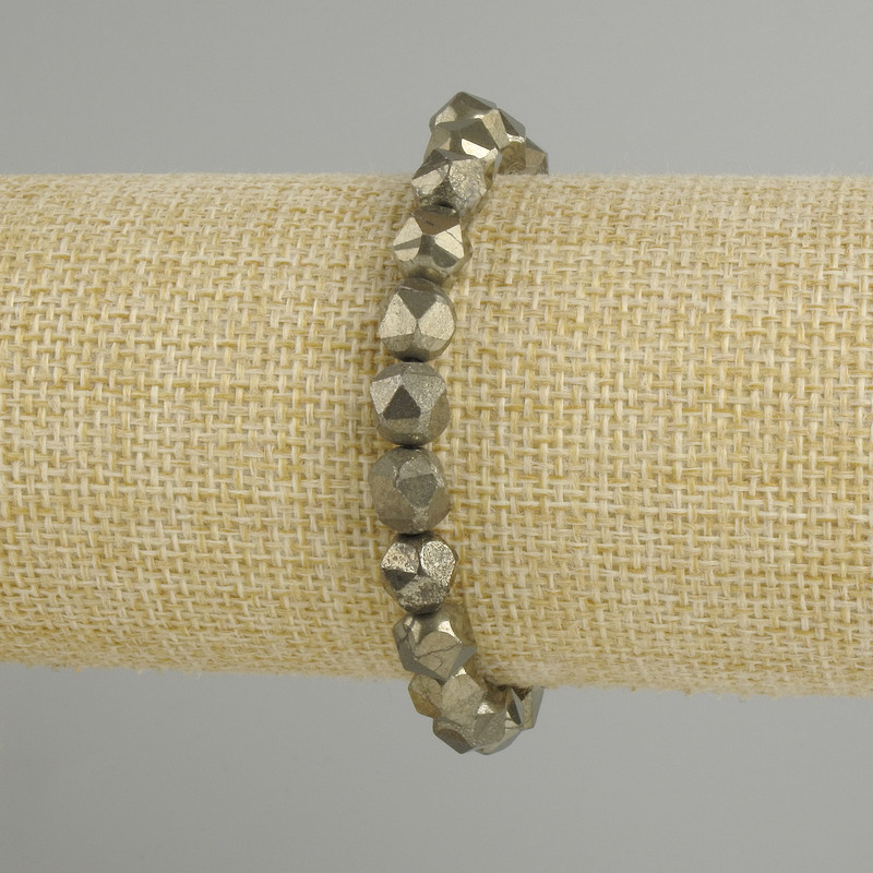 Pyrit-Armband mit Mehrfacetten, Durchmesser ca. 8×7 mm, Länge ca. 18 cm, Stretcharmband