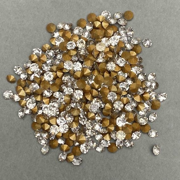 Strasssteine in Weiß, Durchmesser 3,5 (+/-) mm, Packung / 10 g (+/-)