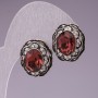 Ohrstecker mit rosafarbenen ovalen Kristallen und filigraner Fassung mit Strasssteinen, 17 mm