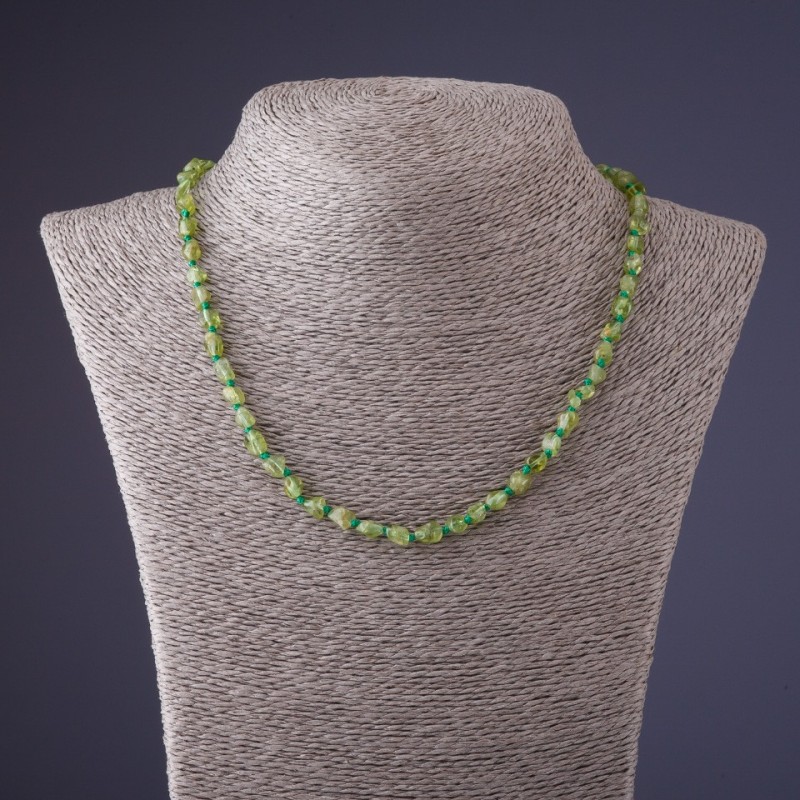 Kette aus Chrysoprase, natürlicher Stein, Galetperlen, Länge ca. 45 cm