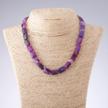 Achat-Halskette in violetten Tönen, rechteckige Perlen 10×14 mm, Länge 44 cm