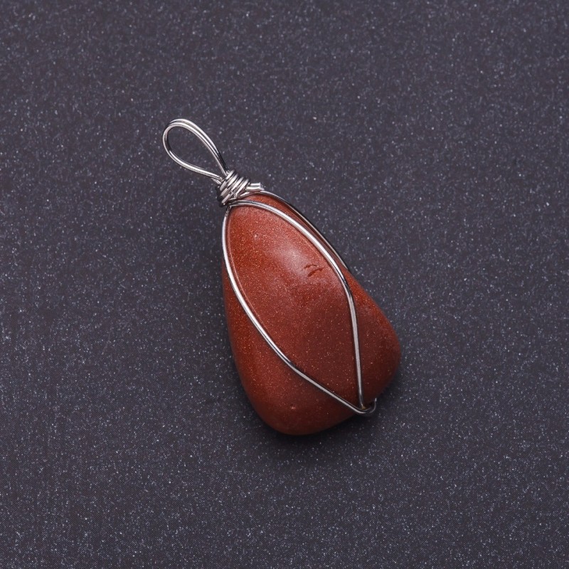 Anhänger aus Aventurin „goldener Sand“ im silbernen Geflecht, 2,6 × 2,1 cm (+-)
