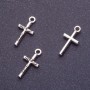 Kreuzanhänger – Kreuzigung, Länge 18 mm, Durchmesser 1,5 mm, silberfarbene Ausführung, Verpackung 20 g ± 35 Stück