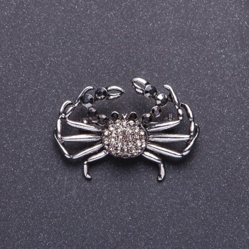 Brosche Diamant-Krabbe silberfarben 4×2,7 cm