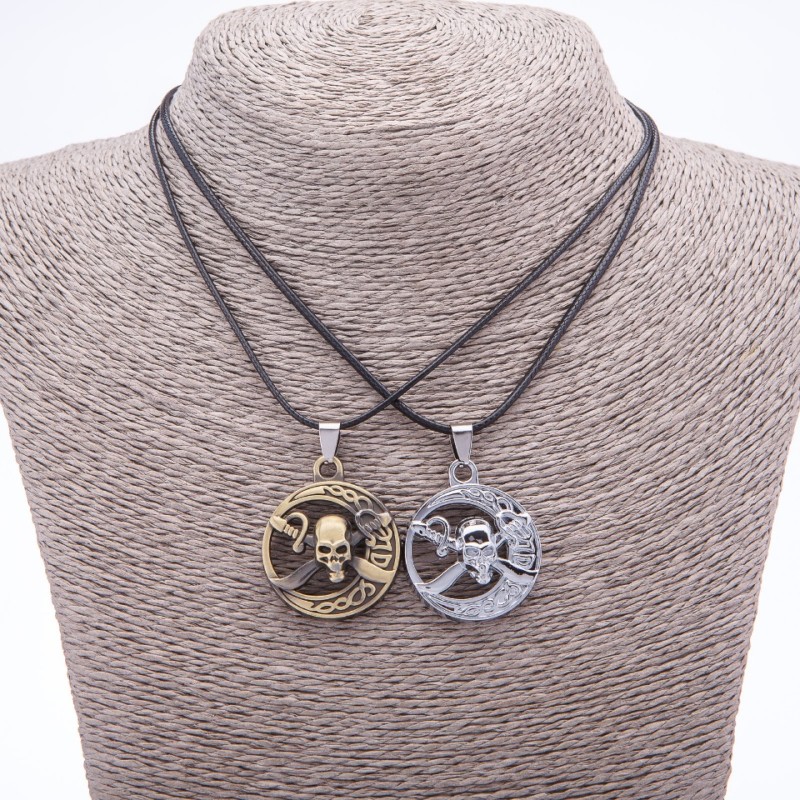 Paaranhänger Freundschaft „Piraten“ an Schnur, Länge 45 cm, Metallfarbe Silber und Bronze
