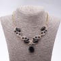 Abendcollier mit schwarzen Kristallen „Kostbare Tropfen“, Länge 42–49 cm