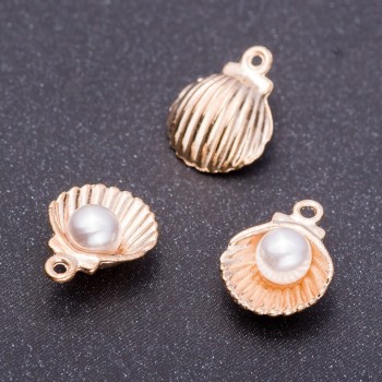 Anhänger Muschel mit Perle, helles Gold, Ø12 mm, Länge 15 mm, Loch Ø 7 mm, 7 Stück